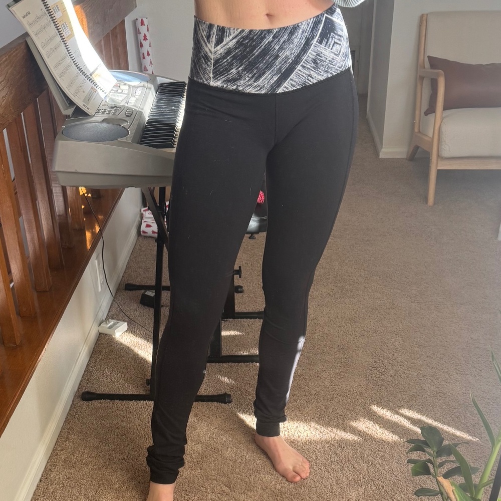 Lulu Lemon Black Legging Bootcut - Size 4